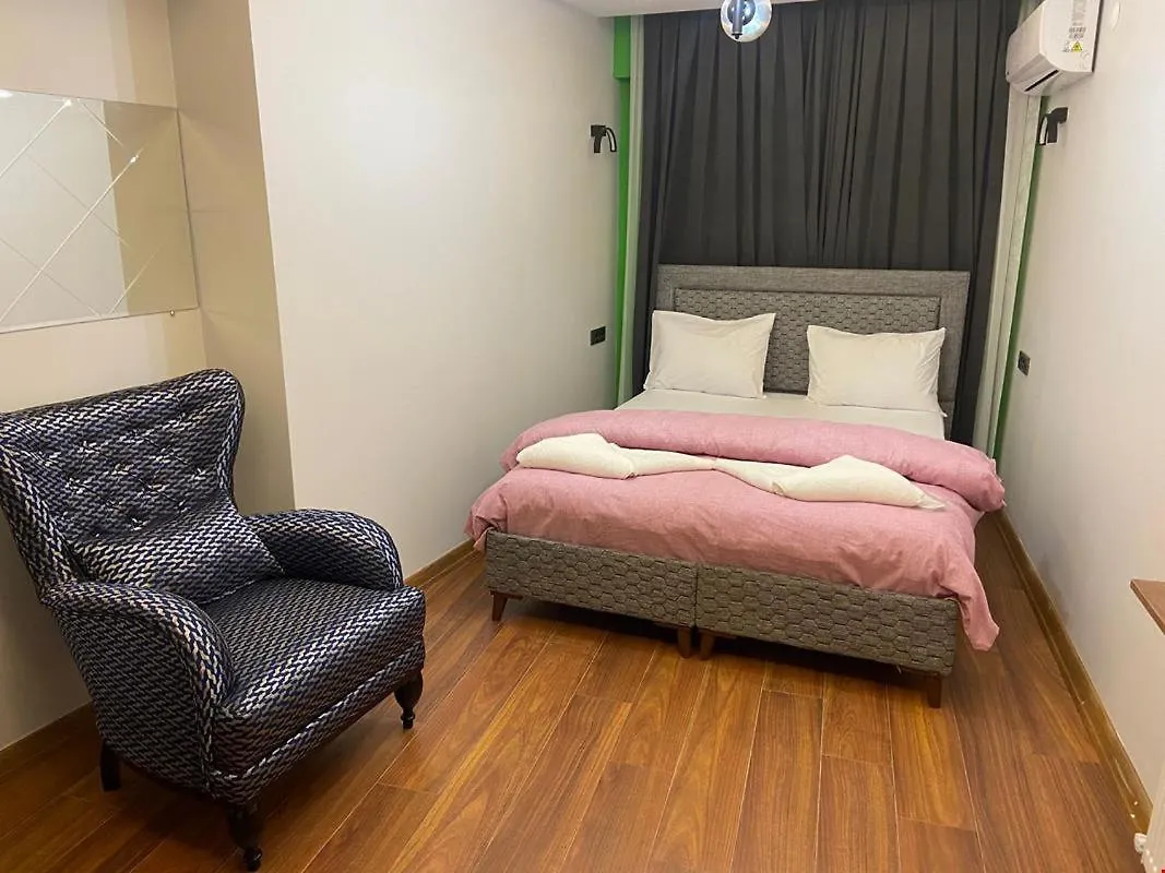 Renk Otel Karsiyaka Izmir Turkey